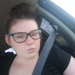 Meet your Posher, Kelsy